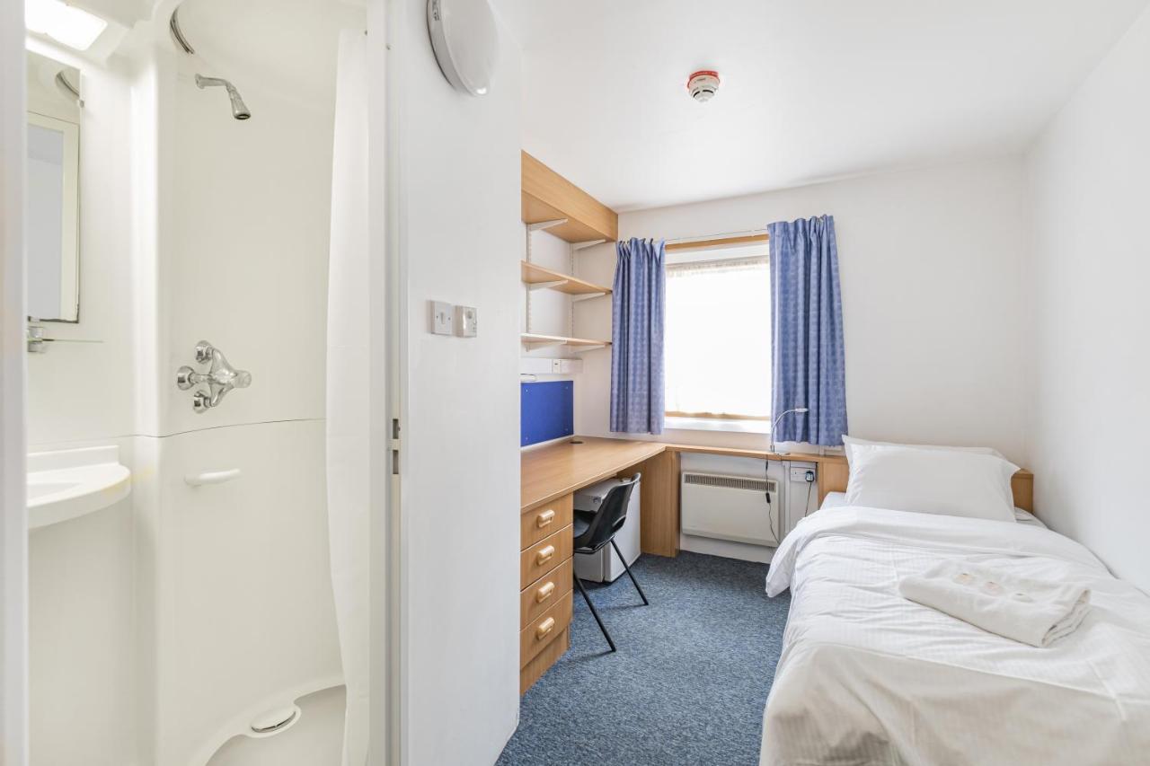 Vibrant Ensuite Rooms, Hatfield - Sk Esterno foto