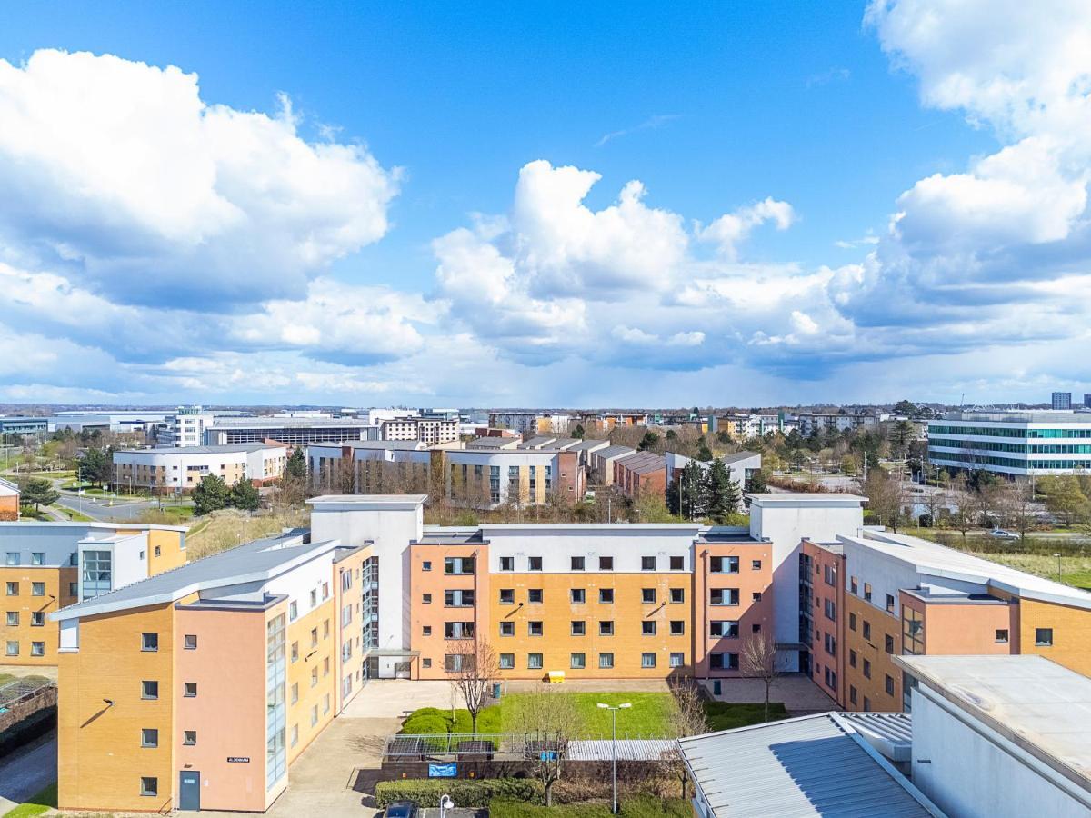 Vibrant Ensuite Rooms, Hatfield - Sk Esterno foto